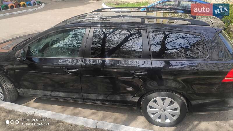 Універсал Volkswagen Passat 2011 в Львові