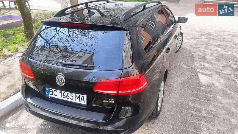 Універсал Volkswagen Passat 2011 в Львові