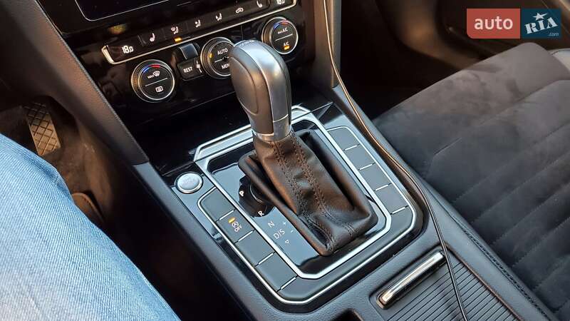 Универсал Volkswagen Passat 2017 в Ивано-Франковске фото 47 Универсал Volkswagen Passat 2017 в Ивано-Франковске