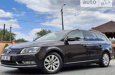 Універсал Volkswagen Passat 2011 в Самборі