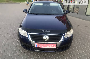 Универсал Volkswagen Passat 2008 в Владимир-Волынском