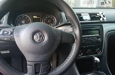 Седан Volkswagen Passat 2013 в Воловце