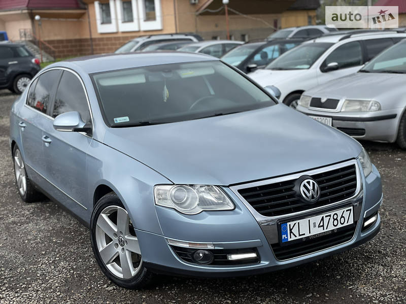 Седан Volkswagen Passat 2005 в Хусте