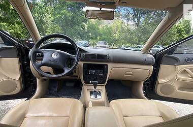 Седан Volkswagen Passat 2004 в 