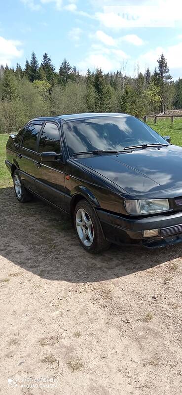 Седан Volkswagen Passat 1992 в Івано-Франківську