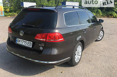 Универсал Volkswagen Passat 2014 в Житомире