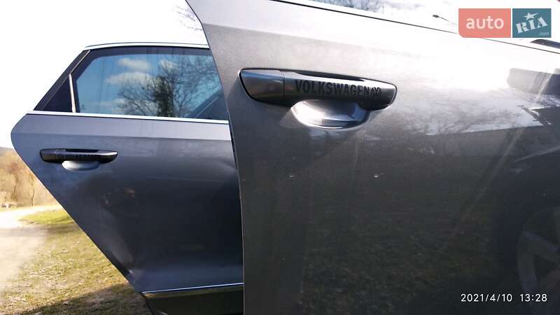 Седан Volkswagen Passat 2015 в Богуславі