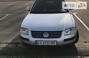Універсал Volkswagen Passat 2004 в Києві