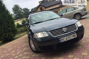 Універсал Volkswagen Passat 2001 в Львові