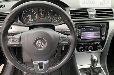 Седан Volkswagen Passat 2013 в Киеве