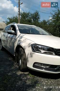 Универсал Volkswagen Passat 2012 в Полтаве