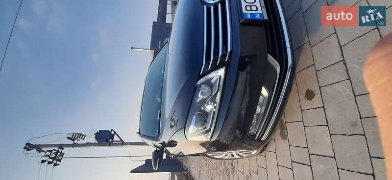 Універсал Volkswagen Passat 2013 в Тернополі