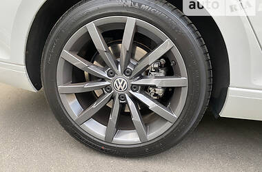 Универсал Volkswagen Passat 2015 в 