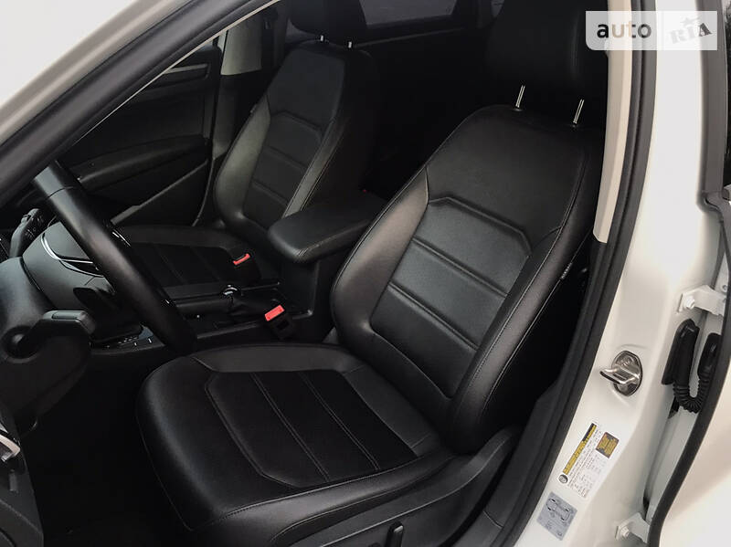 Седан Volkswagen Passat 2018 в Каменском