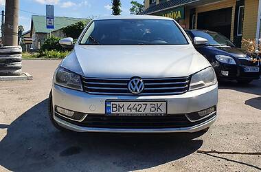 Седан Volkswagen Passat 2013 в Сумах