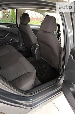 Седан Volkswagen Passat 2016 в 