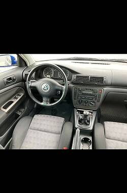 Универсал Volkswagen Passat 2001 в 