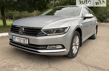 Универсал Volkswagen Passat 2015 в Ивано-Франковске