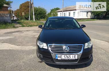 Седан Volkswagen Passat 2007 в Дніпрі