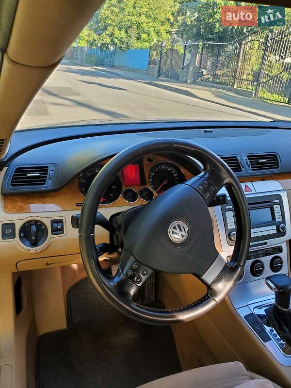 Седан Volkswagen Passat 2007 в Львові
