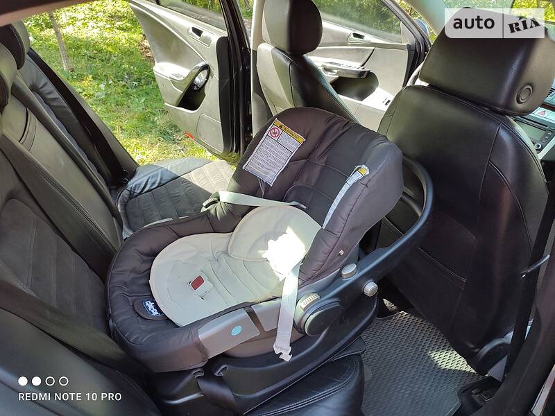 Седан Volkswagen Passat 2006 в Рогатине