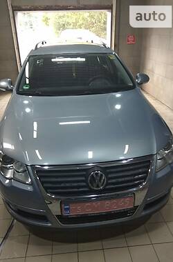 Универсал Volkswagen Passat 2010 в Бахмуте