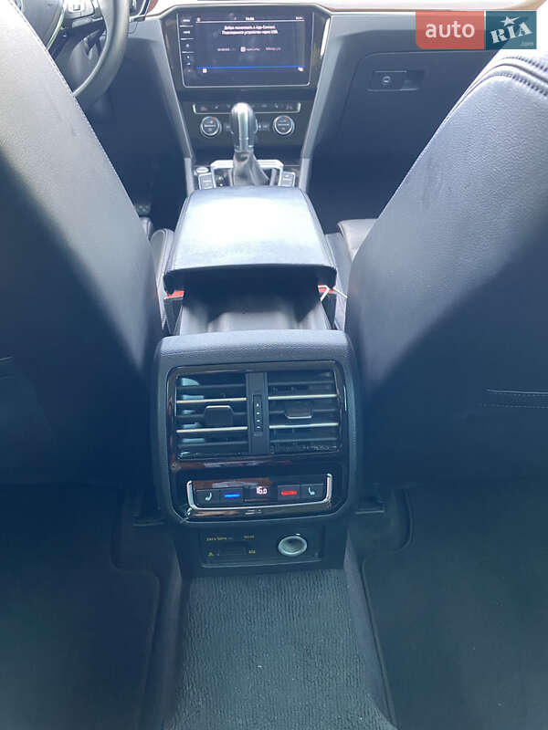 Універсал Volkswagen Passat 2017 в Іршаві