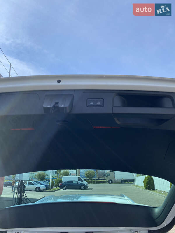 Універсал Volkswagen Passat 2017 в Іршаві