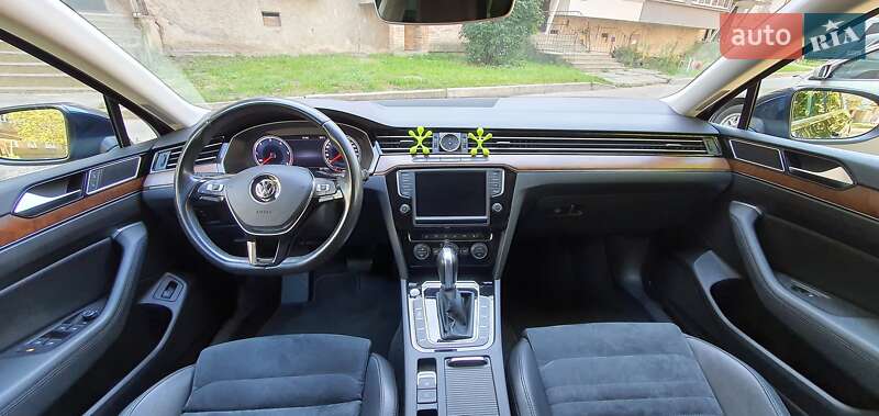 Универсал Volkswagen Passat 2015 в Львове
