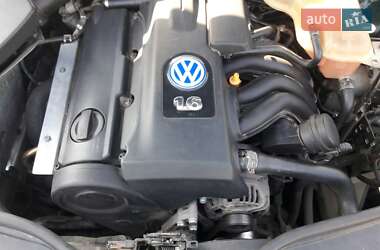 Универсал Volkswagen Passat 2001 в 