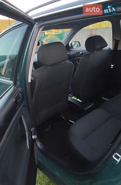 Универсал Volkswagen Passat 2001 в 