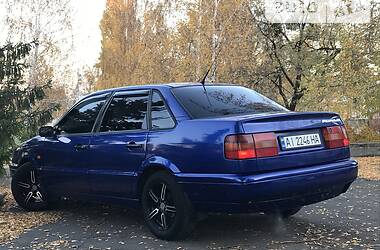 Седан Volkswagen Passat 1999 в Киеве