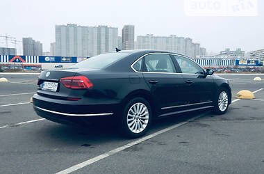 Седан Volkswagen Passat 2016 в 