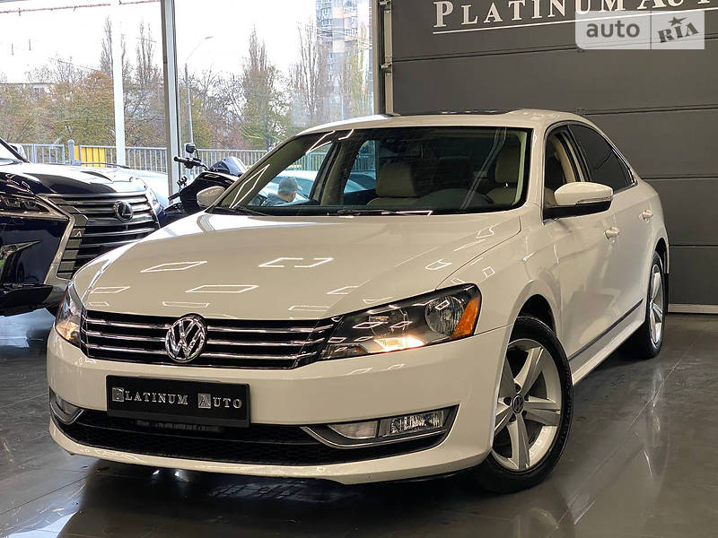 Седан Volkswagen Passat 2013 в Одессе