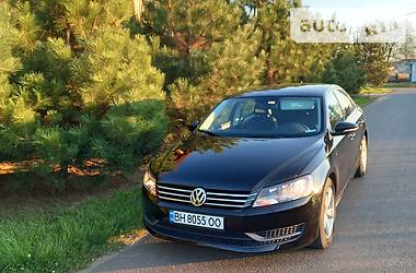 Седан Volkswagen Passat 2011 в Одессе