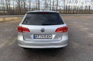 Универсал Volkswagen Passat 2012 в Залещиках