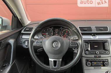 Универсал Volkswagen Passat 2011 в Гайсине