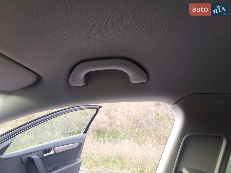 Универсал Volkswagen Passat 2012 в Хмельницком