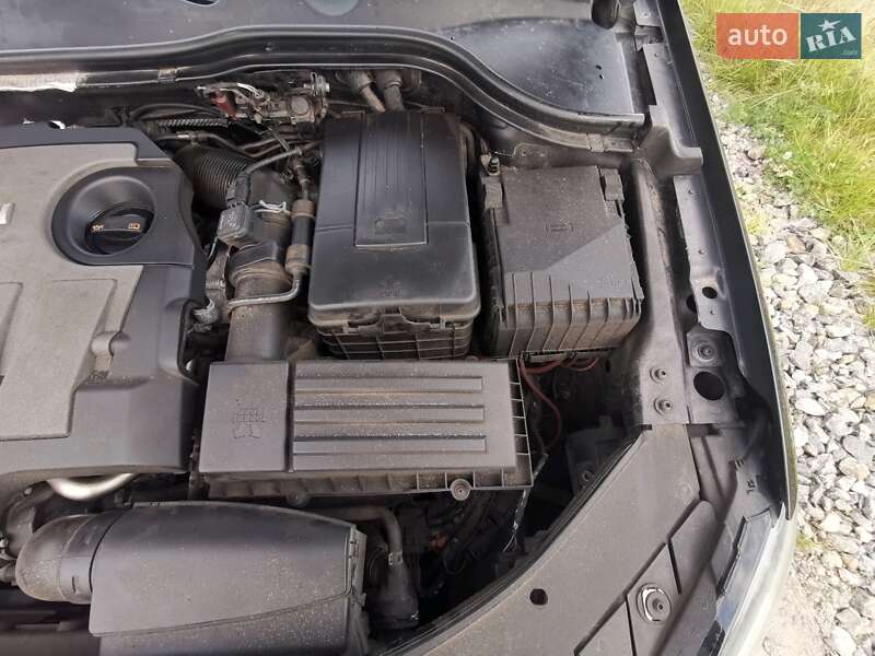 Универсал Volkswagen Passat 2012 в Хмельницком