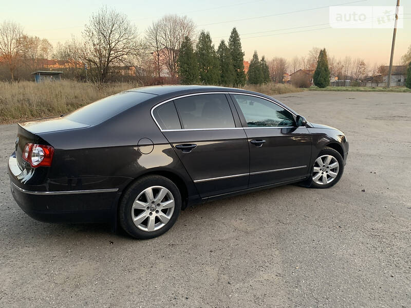 Седан Volkswagen Passat 2009 в Дрогобыче