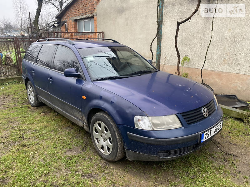 Универсал Volkswagen Passat 2000 в Хусте