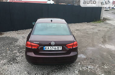 Седан Volkswagen Passat 2013 в Киеве