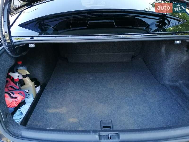 Седан Volkswagen Passat 2016 в Черкассах