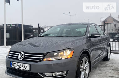 Седан Volkswagen Passat 2015 в Львове