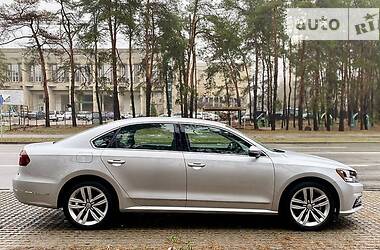 Седан Volkswagen Passat 2017 в Житомире