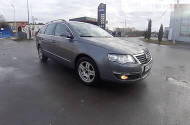 Универсал Volkswagen Passat 2007 в Староконстантинове