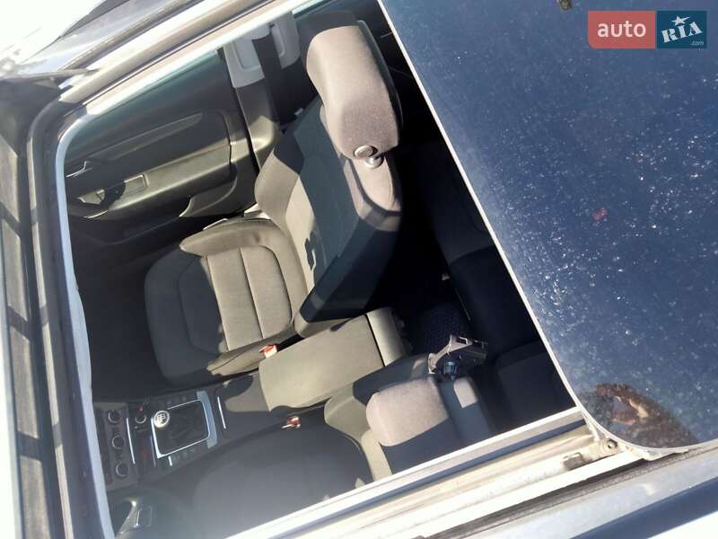 Універсал Volkswagen Passat 2012 в Тернополі