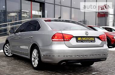 Седан Volkswagen Passat 2012 в Киеве