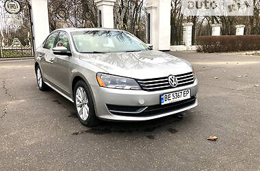 Седан Volkswagen Passat 2013 в Миколаєві