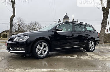 Универсал Volkswagen Passat 2011 в Стрые